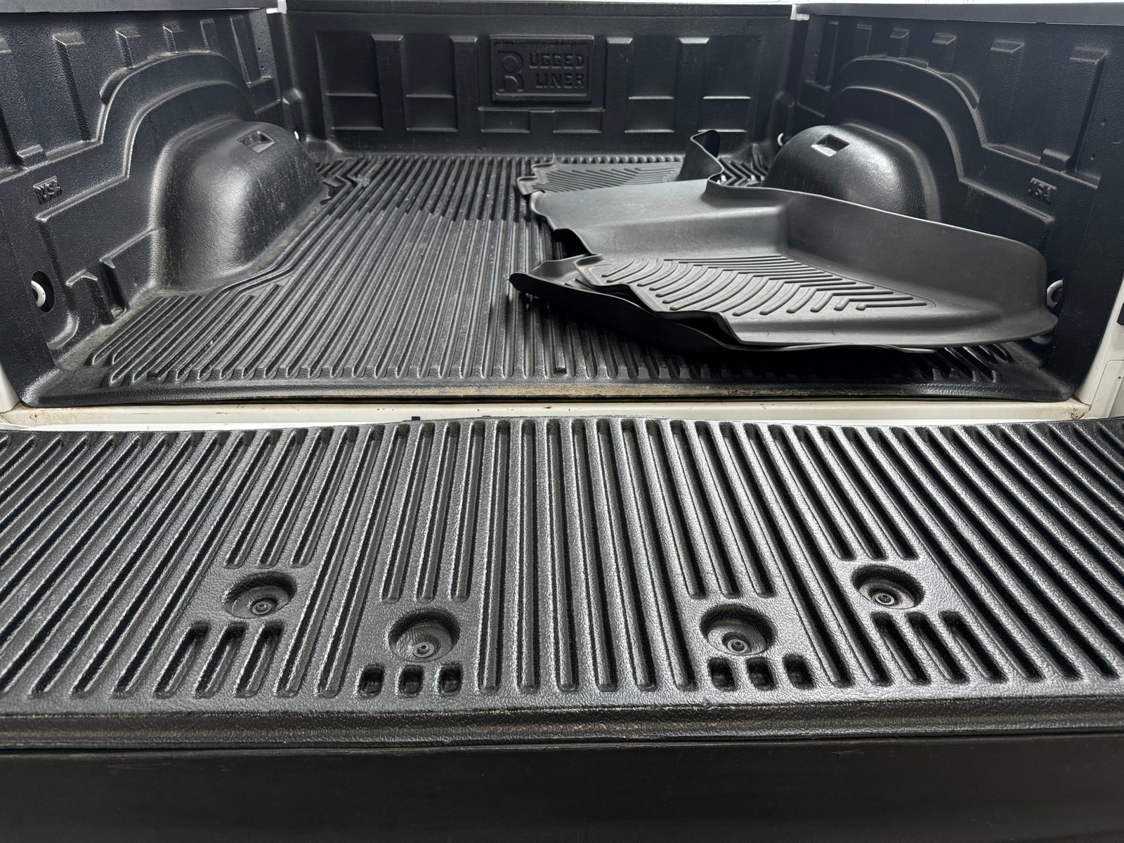 Thumbnail: 2020 RAM 1500 Classic - 7