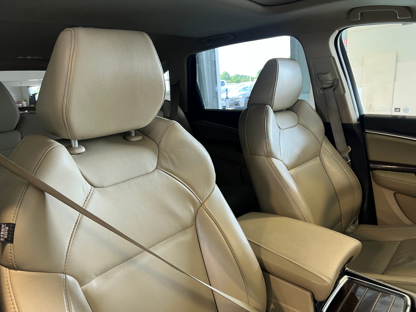 Thumbnail: 2018 Acura MDX - 2