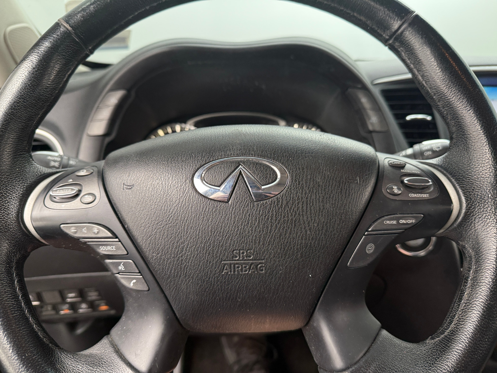 Thumbnail: 2015 INFINITI QX60 - 4