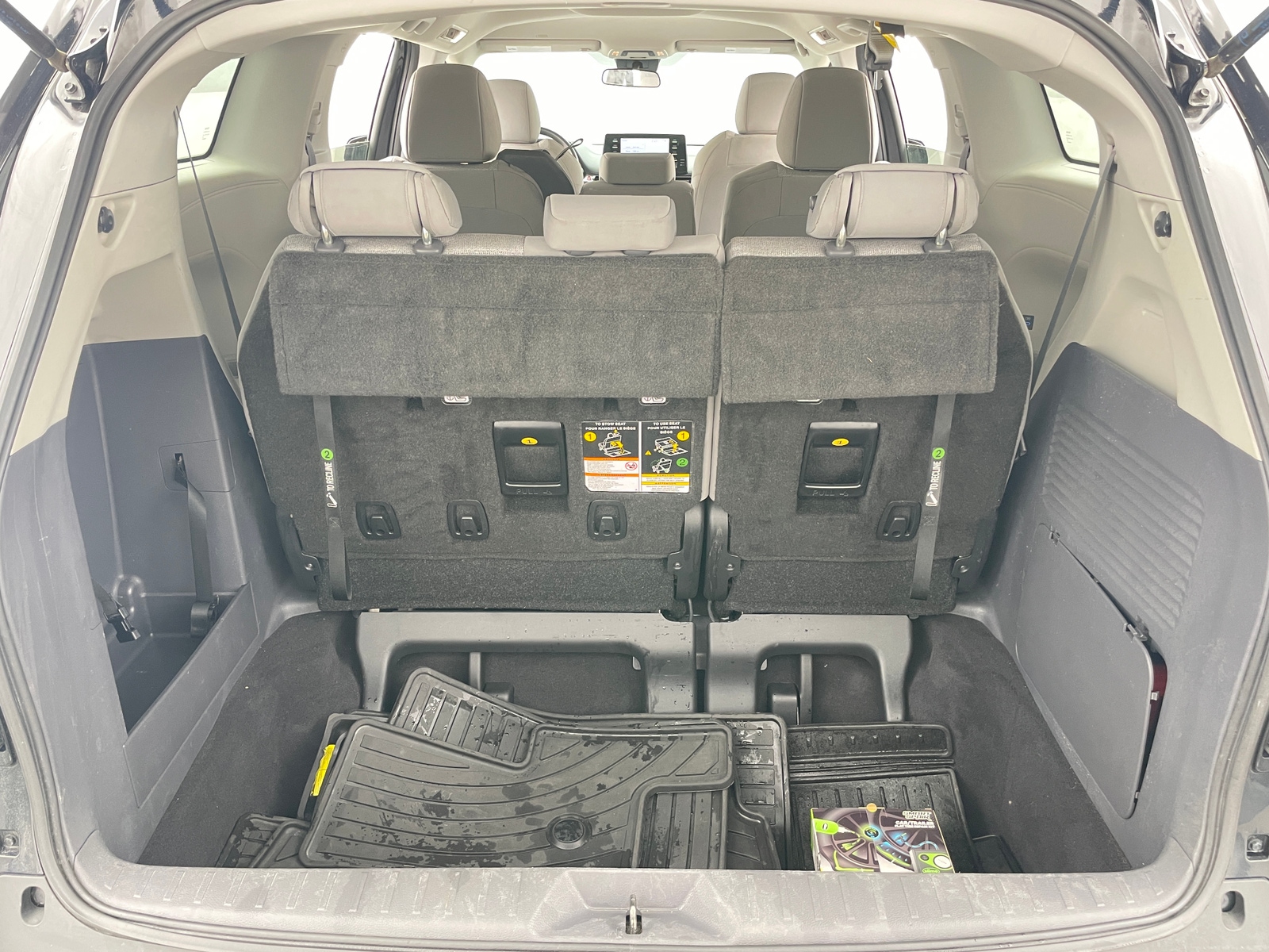 Thumbnail: 2022 Toyota Sienna - 7