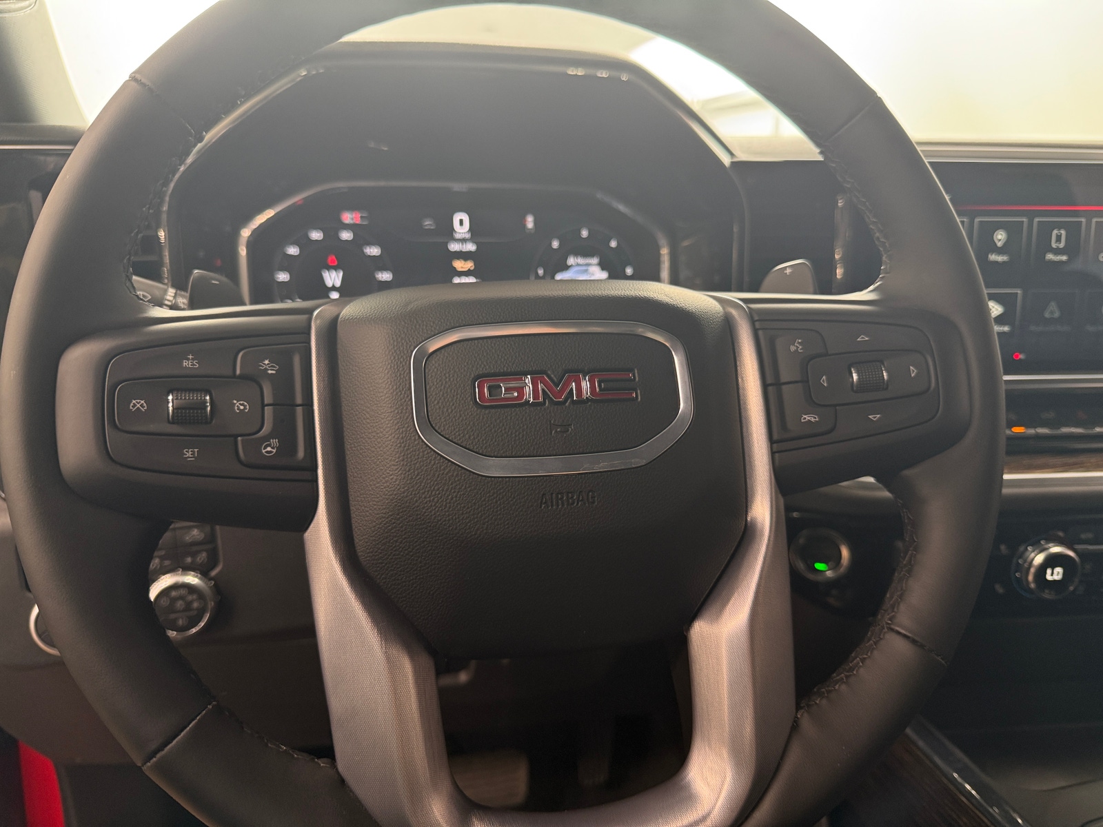 Thumbnail: 2025 GMC Sierra 1500 - 5