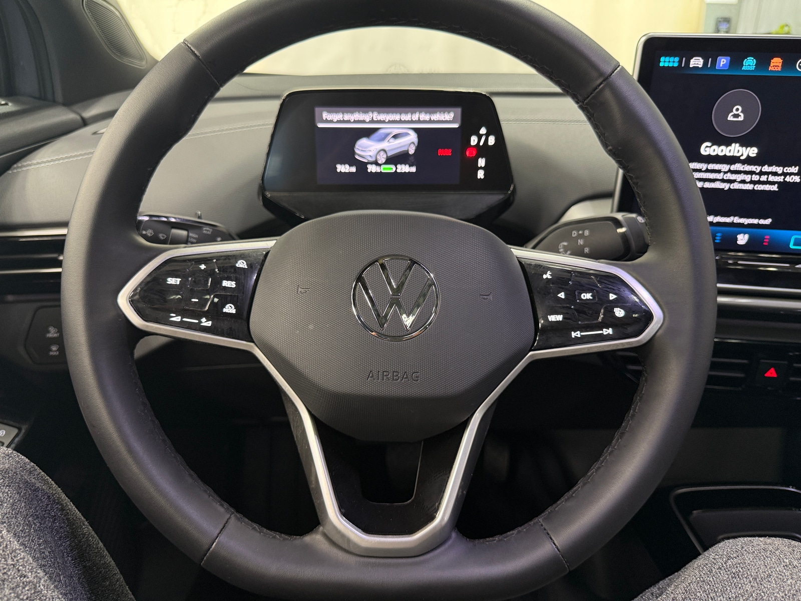 Thumbnail: 2024 Volkswagen ID.4 - 4