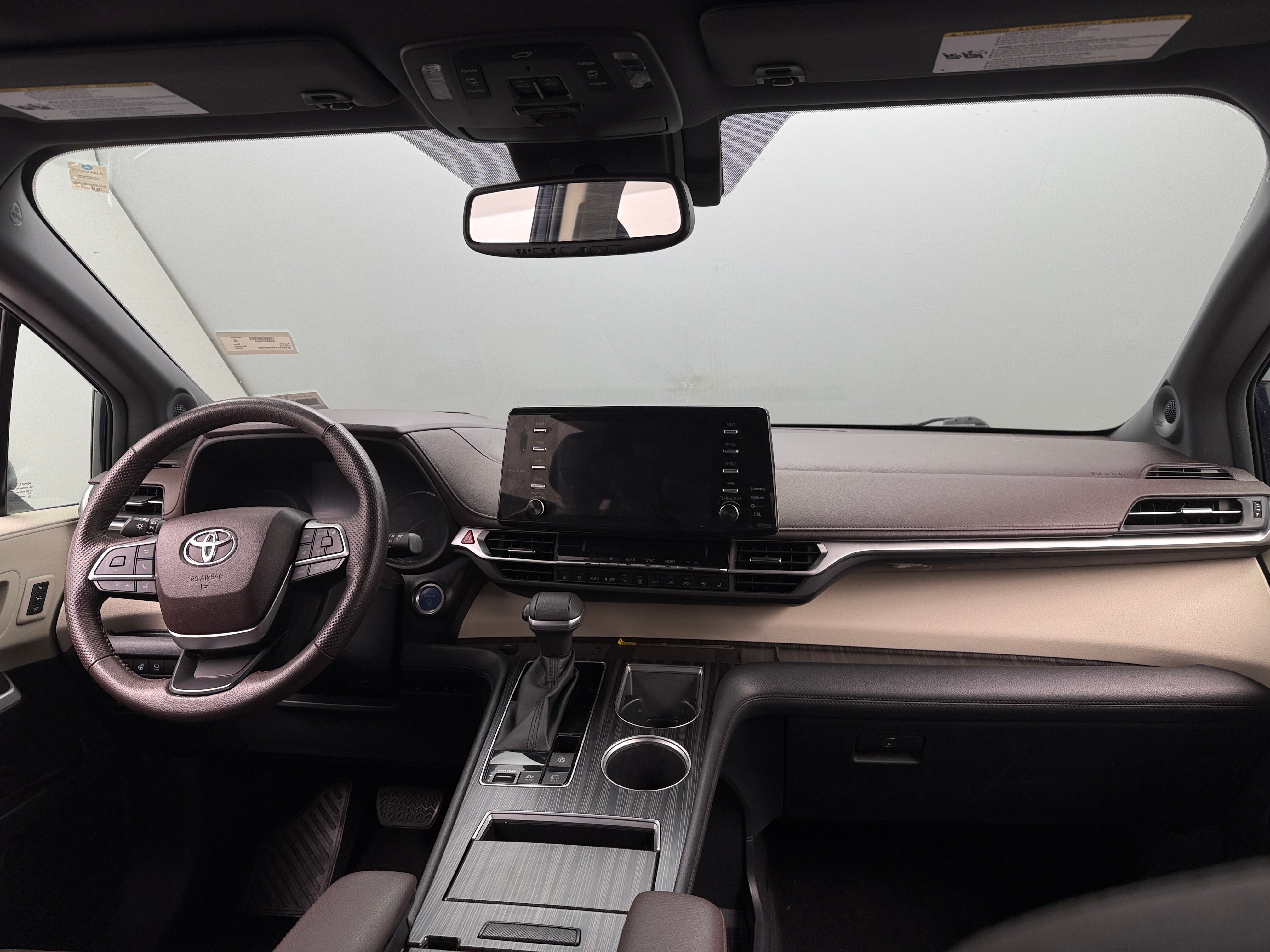 Thumbnail: 2022 Toyota Sienna - 2