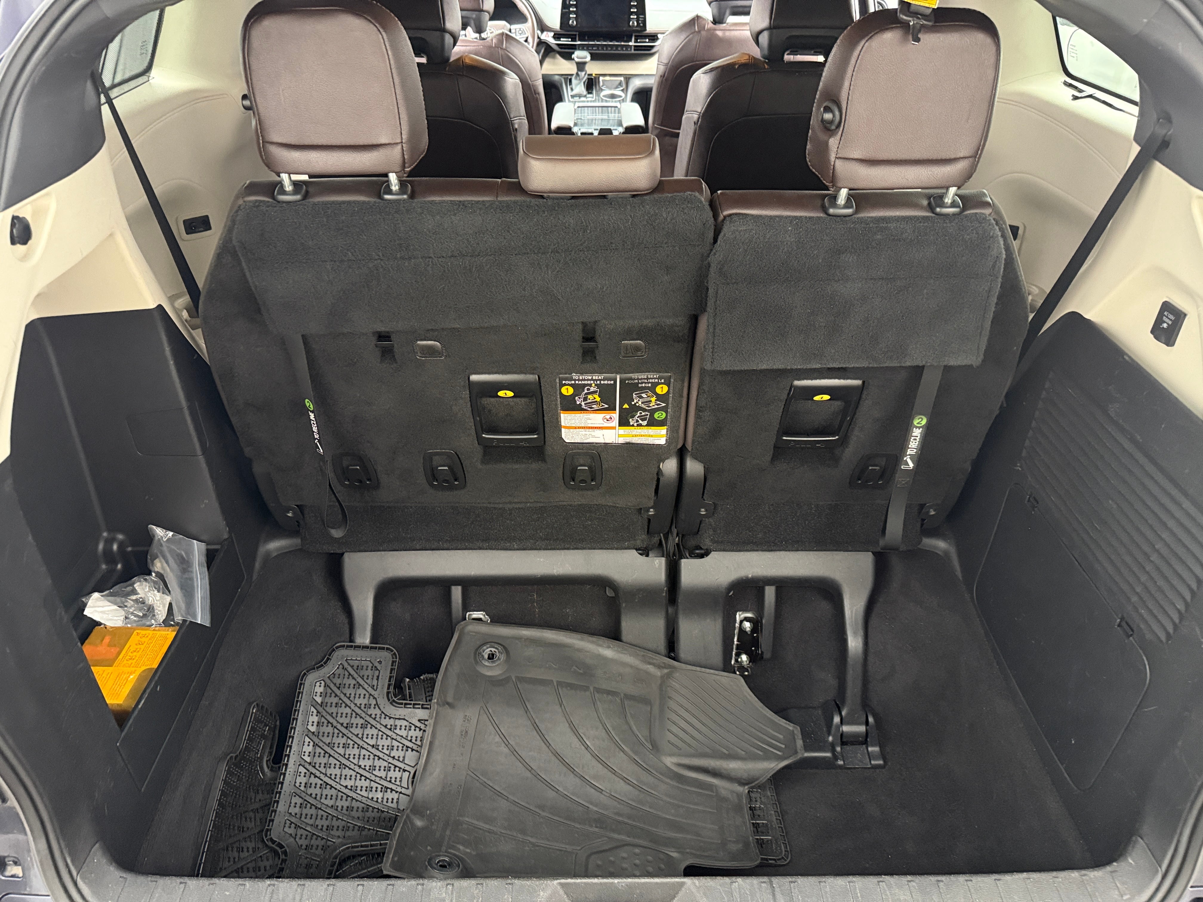 Thumbnail: 2022 Toyota Sienna - 6