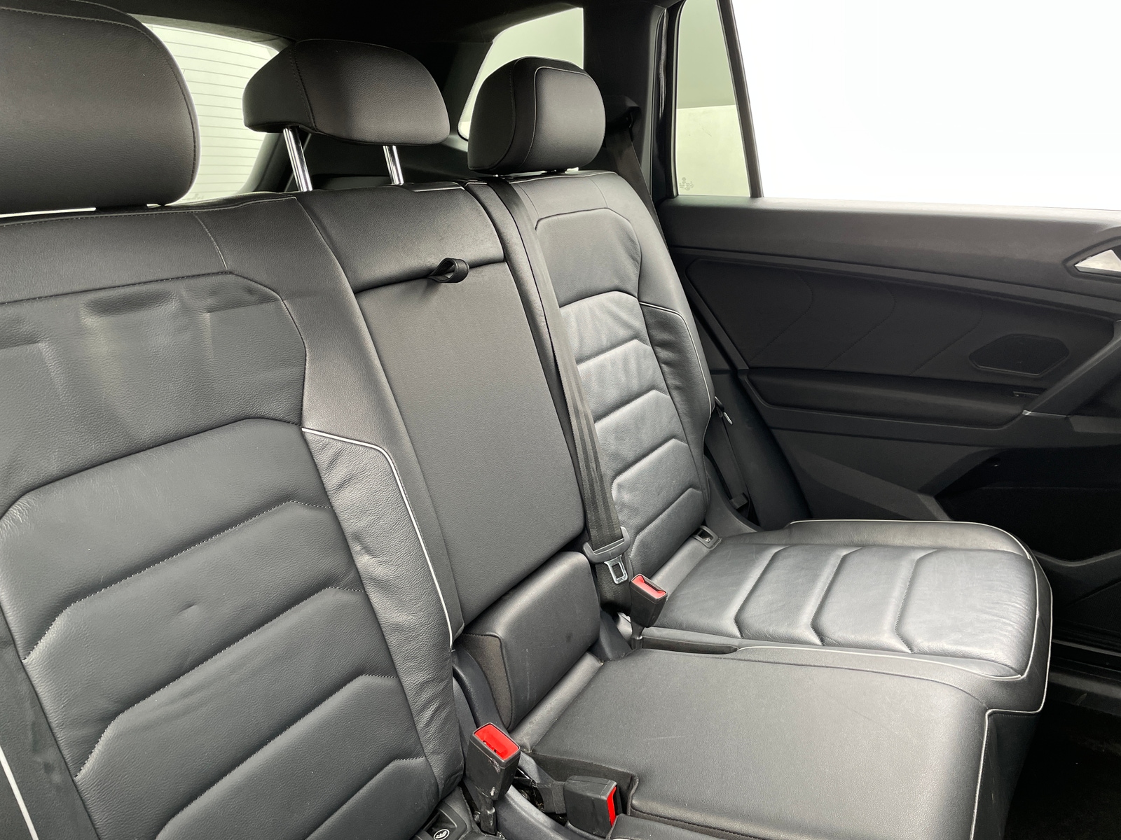 Thumbnail: 2020 Volkswagen Tiguan - 5