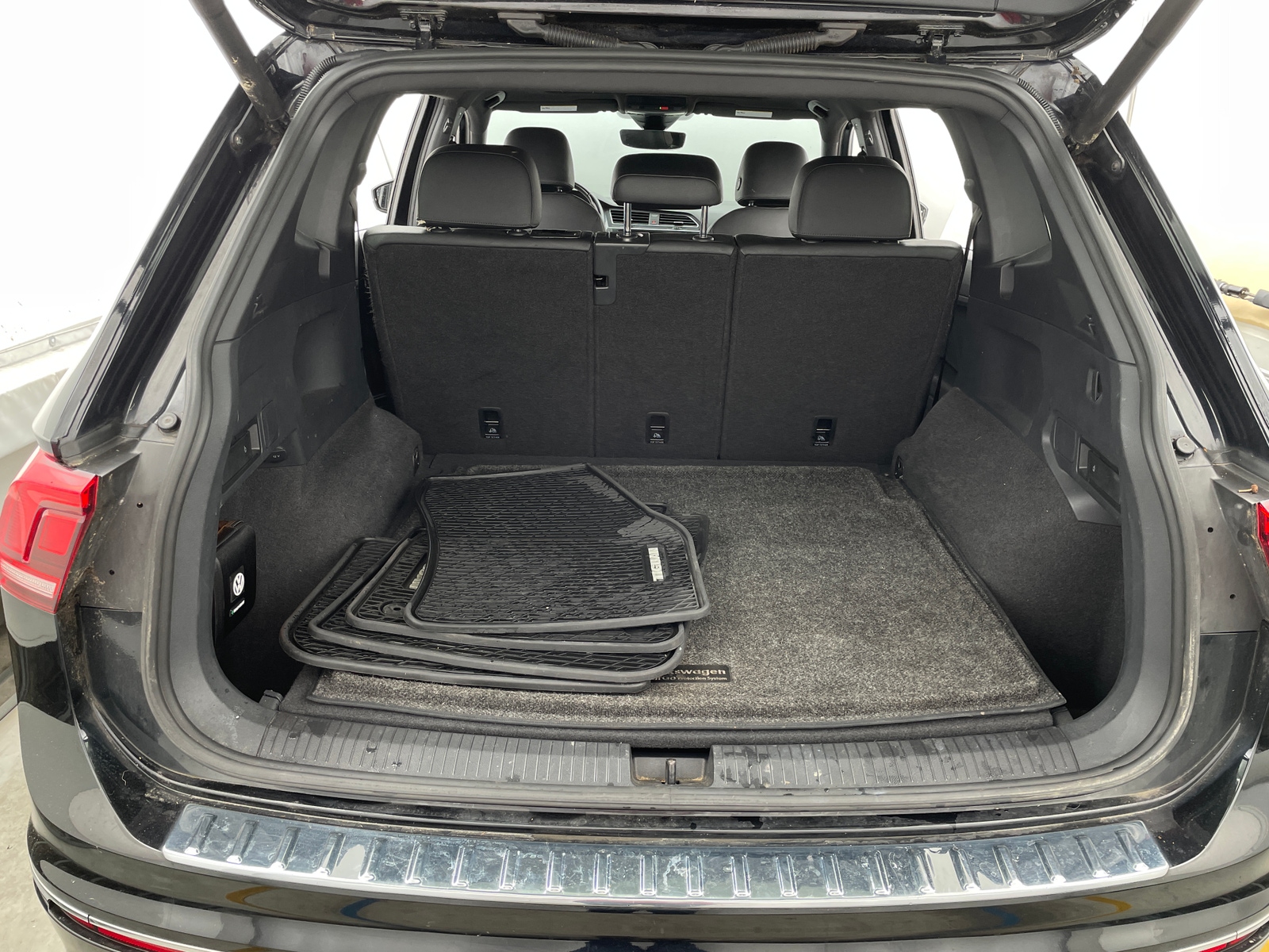 Thumbnail: 2020 Volkswagen Tiguan - 6