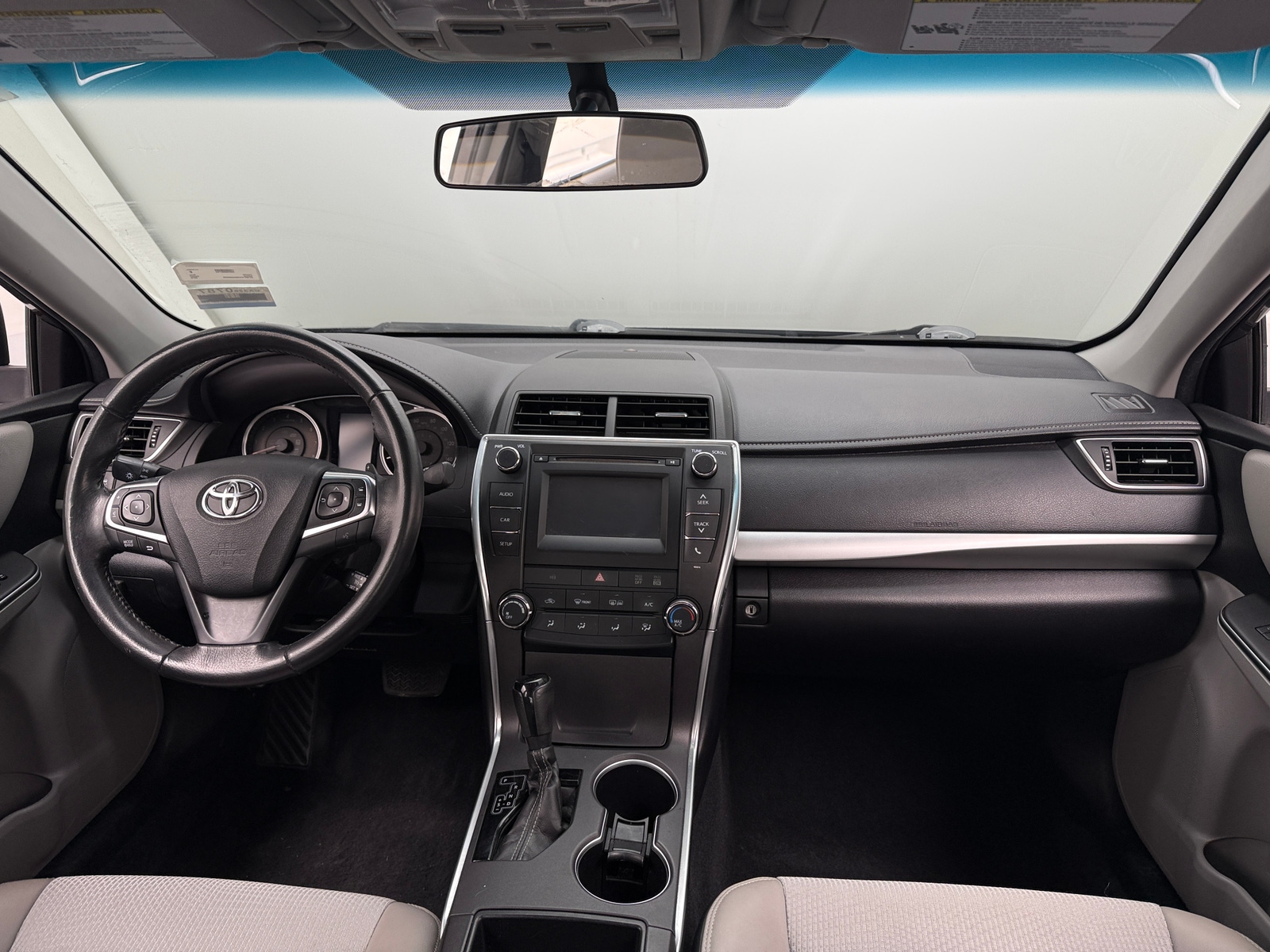 Thumbnail: 2016 Toyota Camry - 3