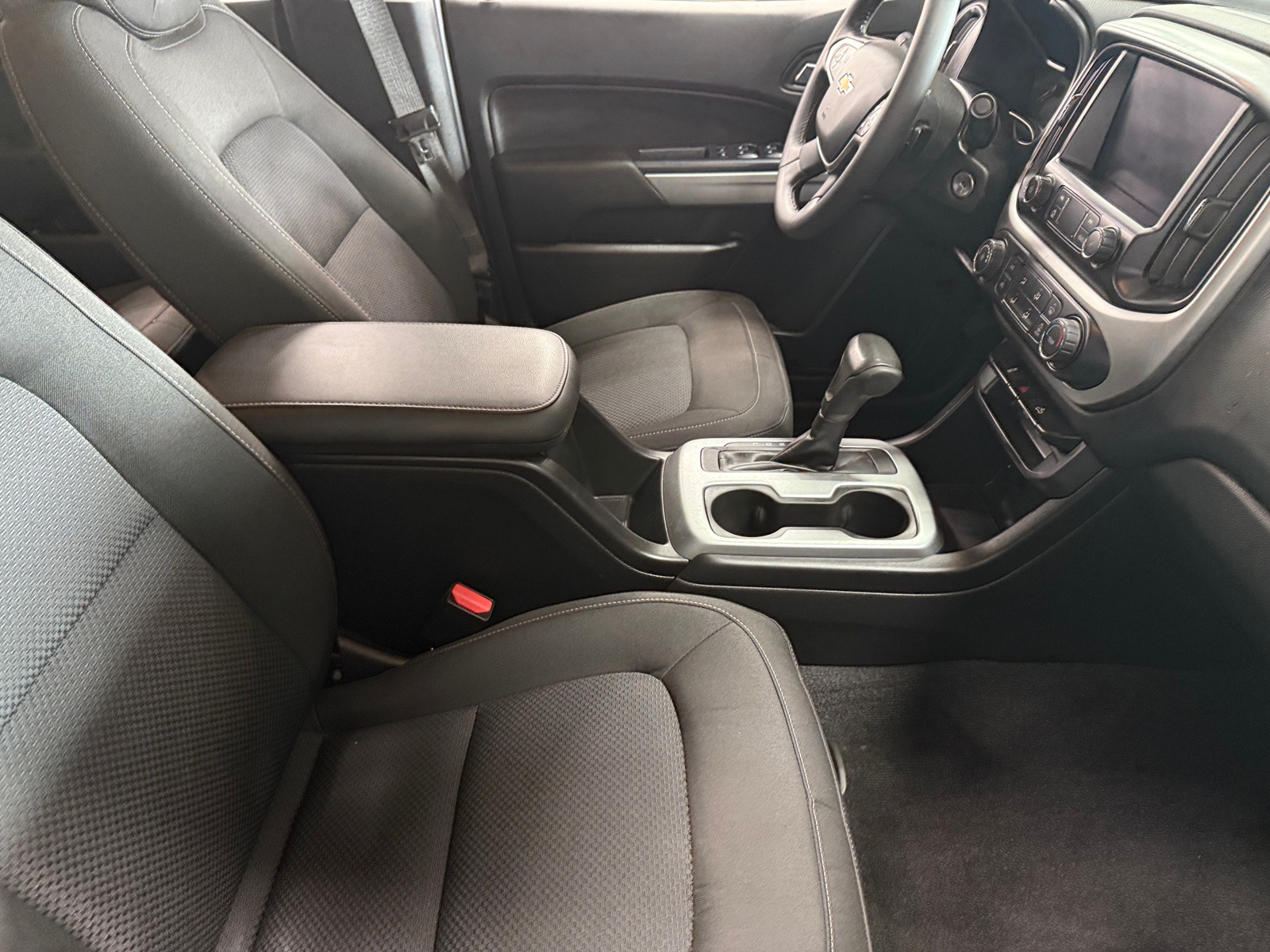 Thumbnail: 2021 Chevrolet Colorado - 2