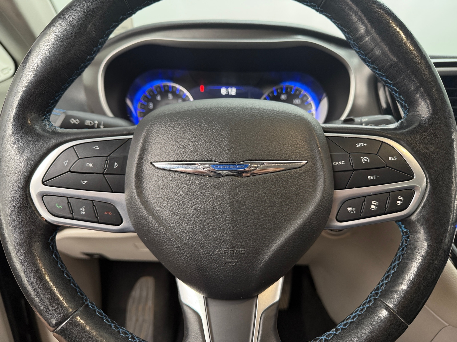 Thumbnail: 2021 Chrysler Pacifica - 4