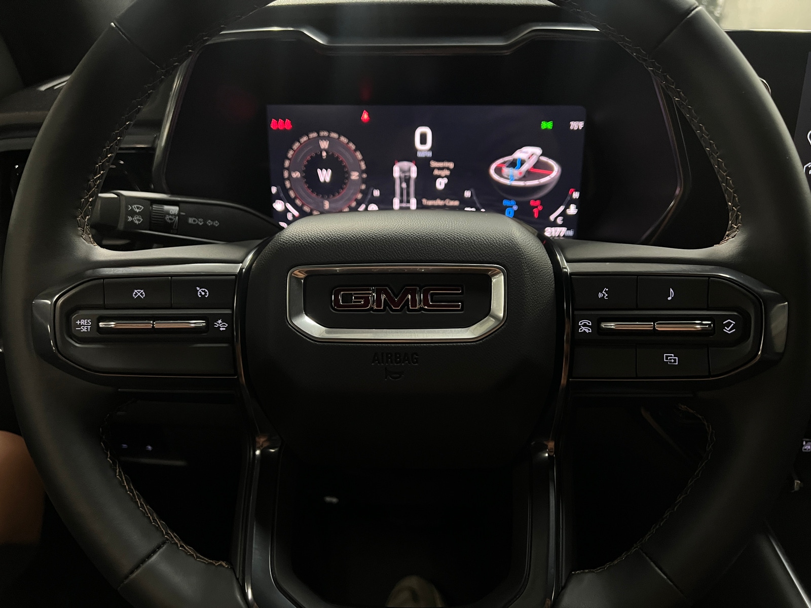 Thumbnail: 2024 GMC Canyon - 5