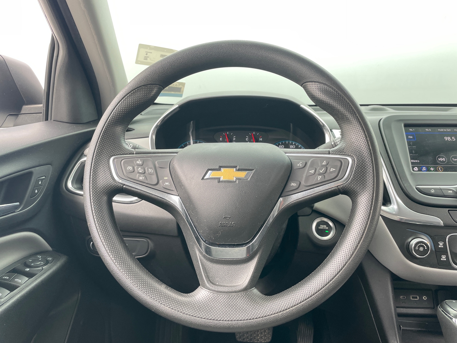 Thumbnail: 2020 Chevrolet Equinox - 5