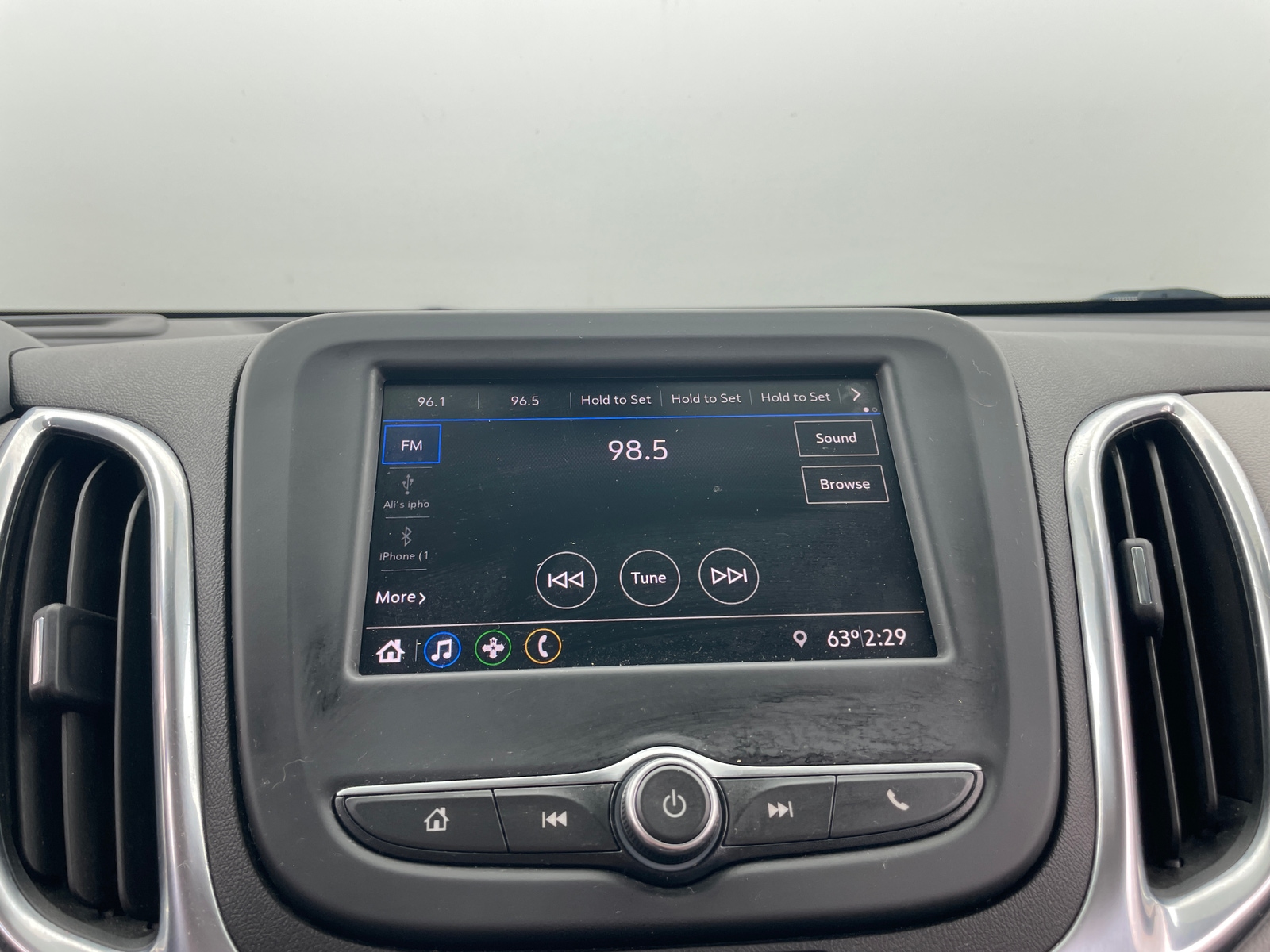 Thumbnail: 2020 Chevrolet Equinox - 4
