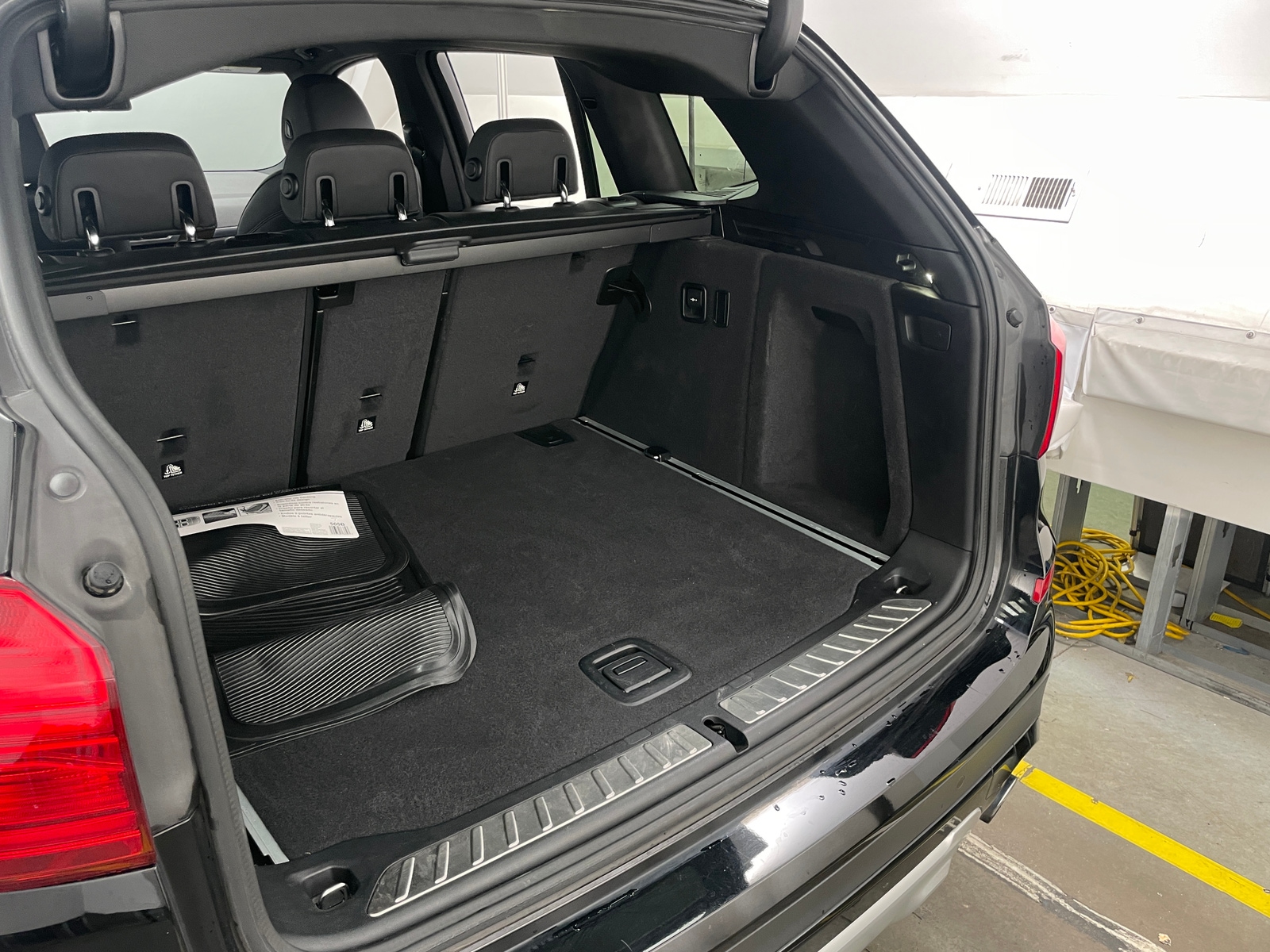 Thumbnail: 2019 BMW X3 - 6