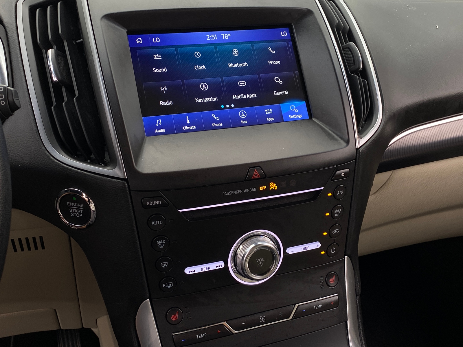 Thumbnail: 2019 Ford Edge - 3