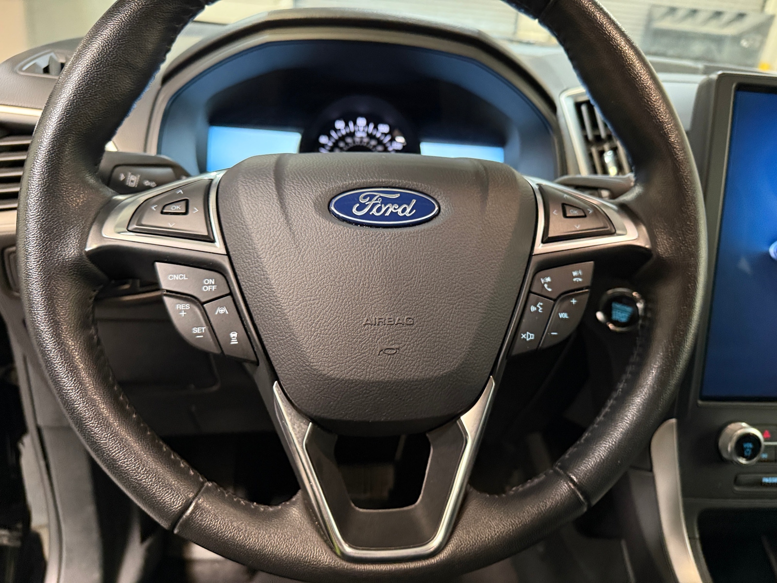 Thumbnail: 2024 Ford Edge - 4