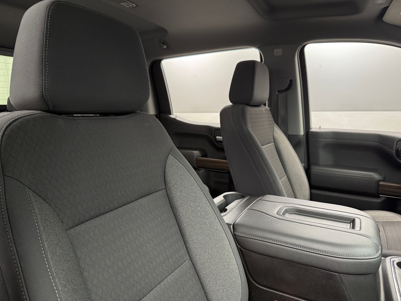 Thumbnail: 2021 Chevrolet Silverado 1500 - 2