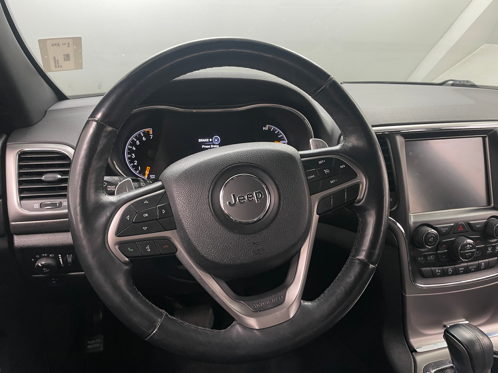 Thumbnail: 2017 Jeep Grand Cherokee - 4