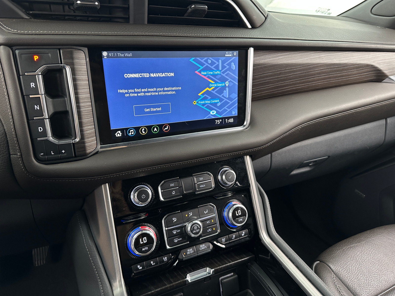 Thumbnail: 2021 GMC Yukon XL - 3
