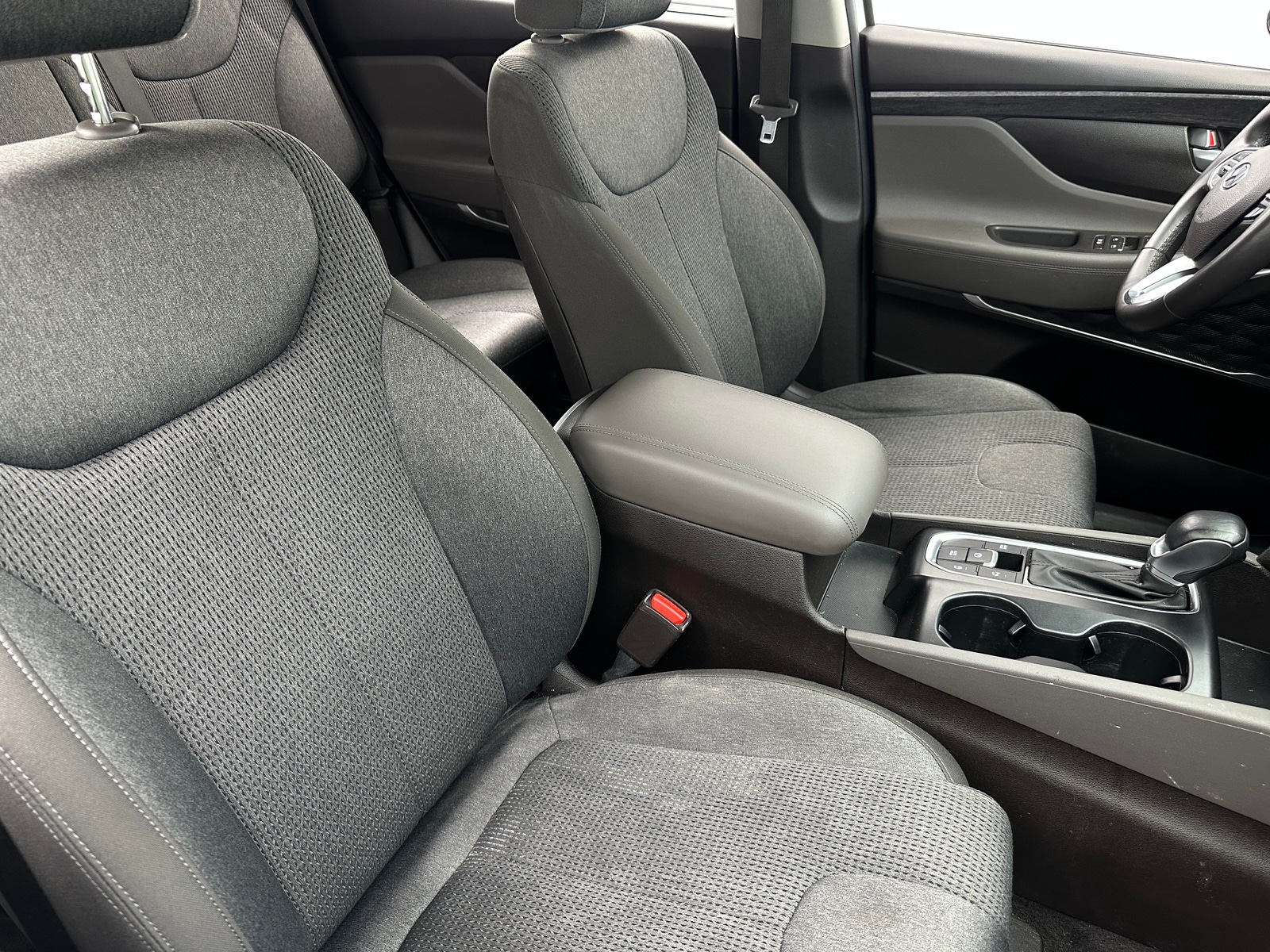 Thumbnail: 2019 Hyundai Santa Fe - 2
