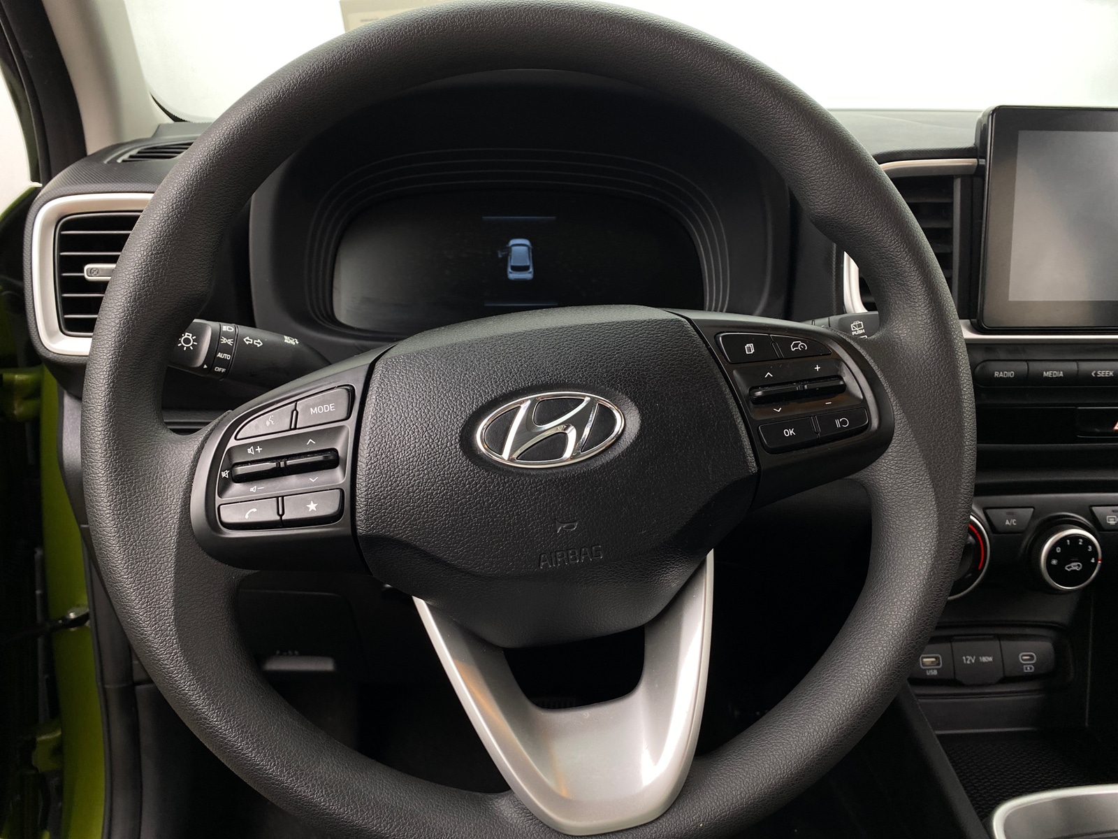 Thumbnail: 2023 Hyundai Venue - 5