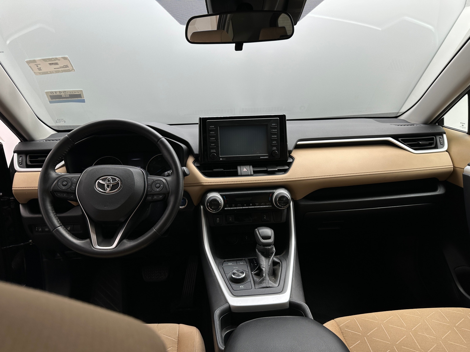 Thumbnail: 2020 Toyota RAV4 - 3