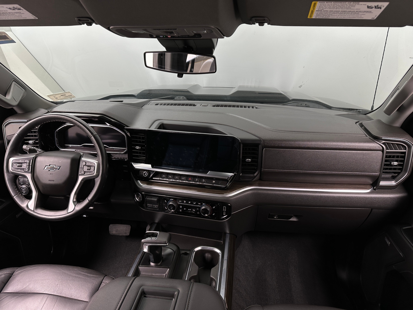 Thumbnail: 2022 Chevrolet Silverado 1500 - 3