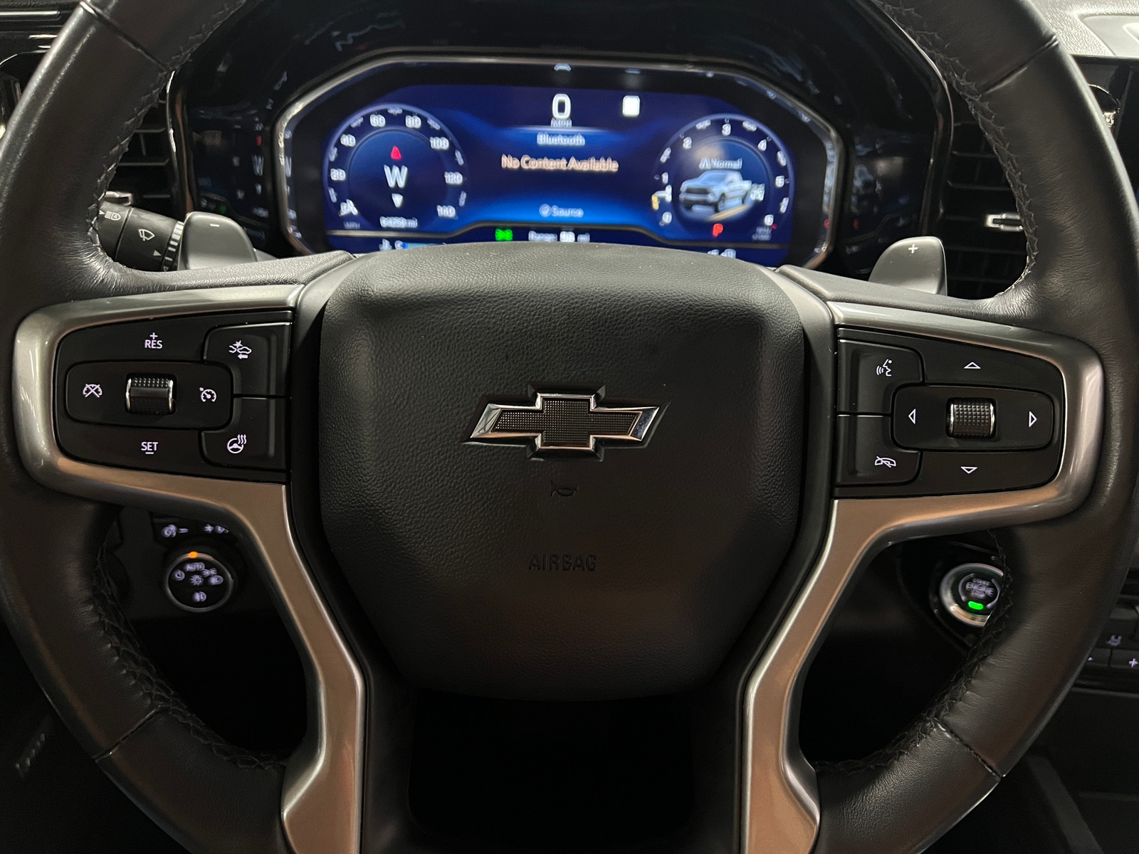 Thumbnail: 2022 Chevrolet Silverado 1500 - 5