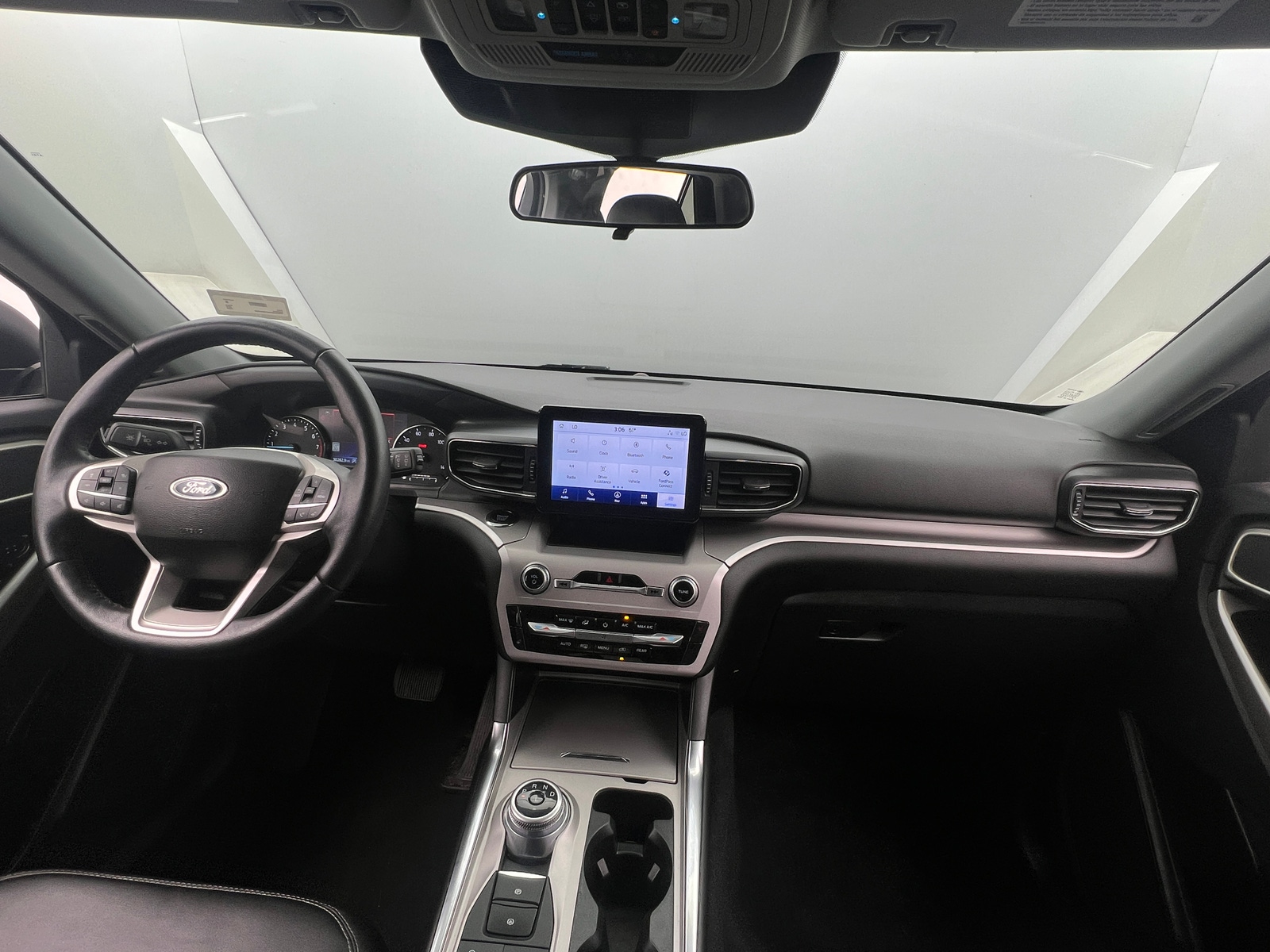 Thumbnail: 2023 Ford Explorer - 3