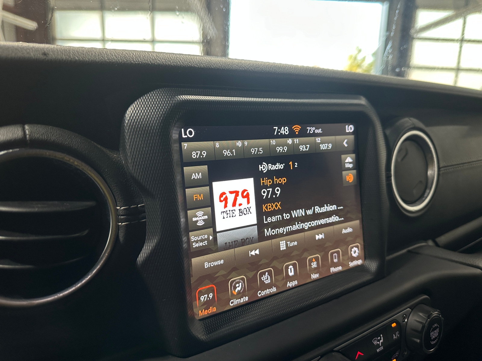 Thumbnail: 2021 Jeep Wrangler - 3