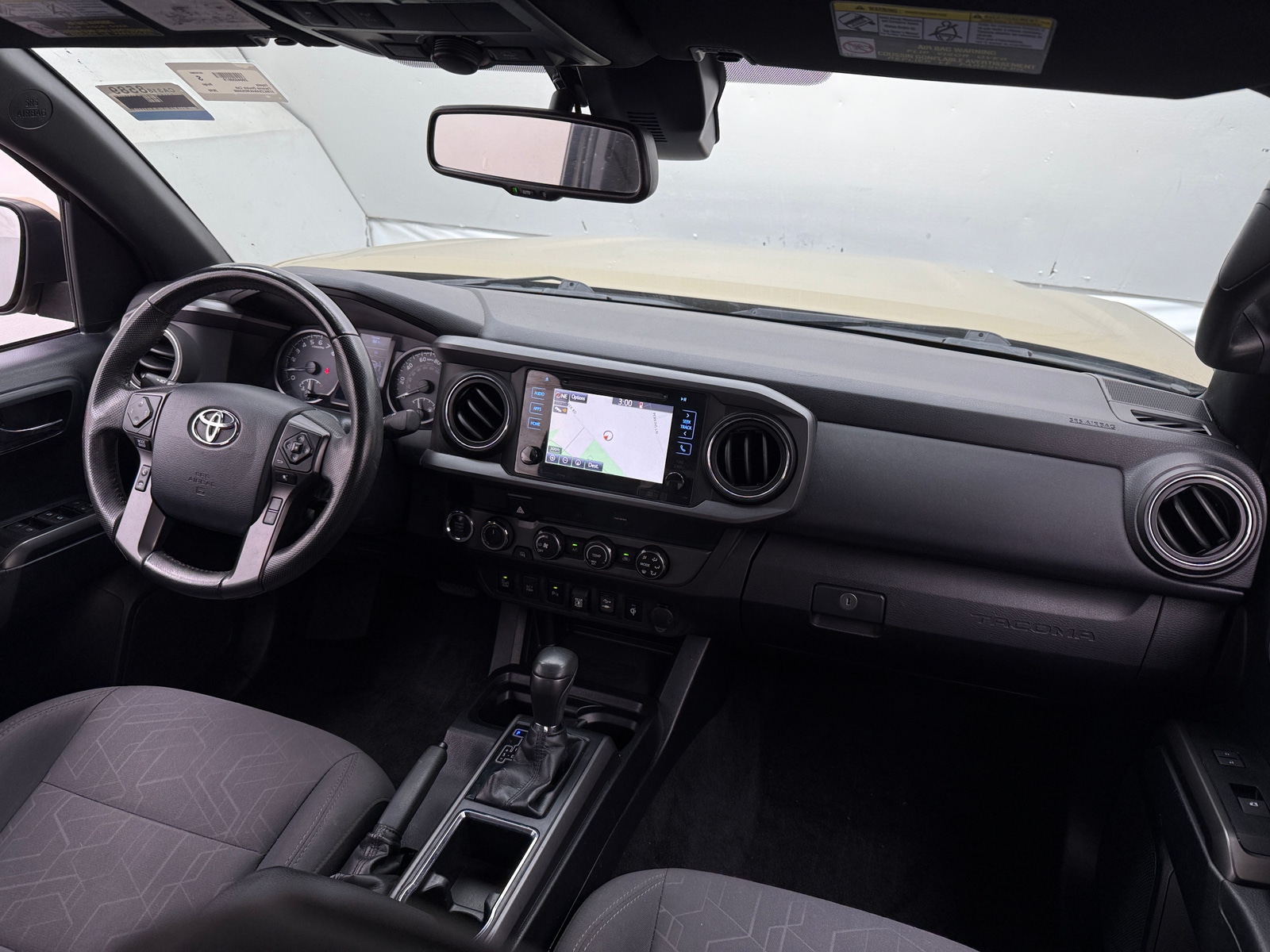 Thumbnail: 2019 Toyota Tacoma - 3