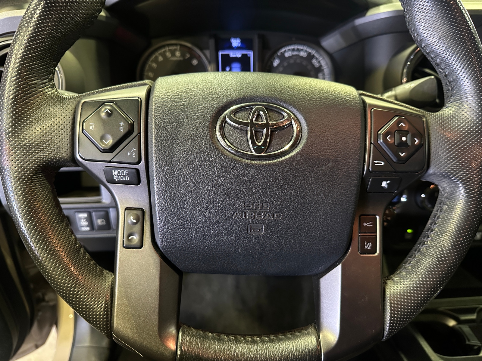 Thumbnail: 2019 Toyota Tacoma - 5