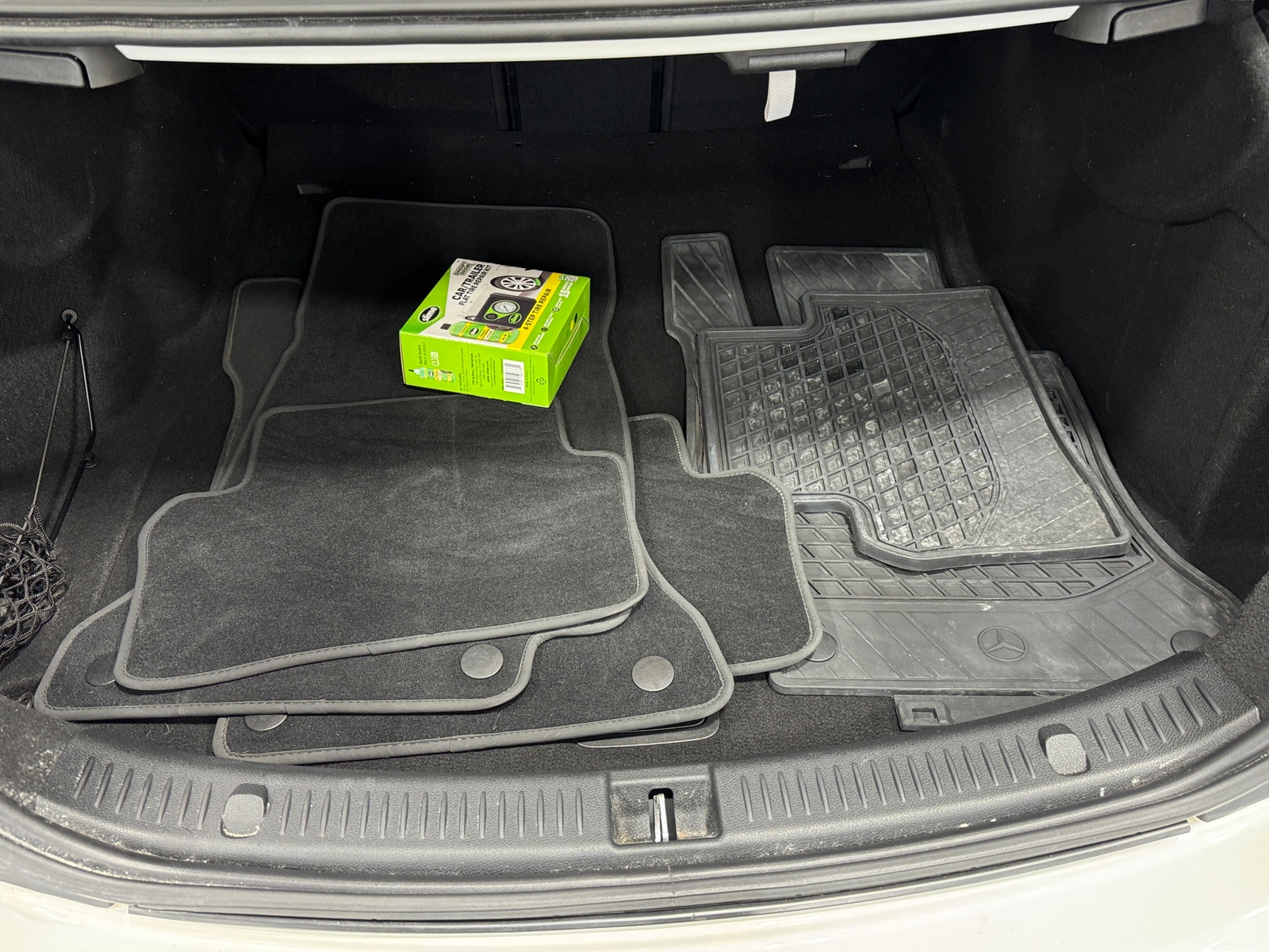 Thumbnail: 2017 Mercedes-Benz E-Class - 6