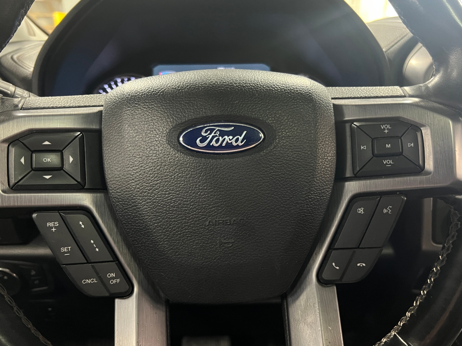 Thumbnail: 2019 Ford Expedition - 4
