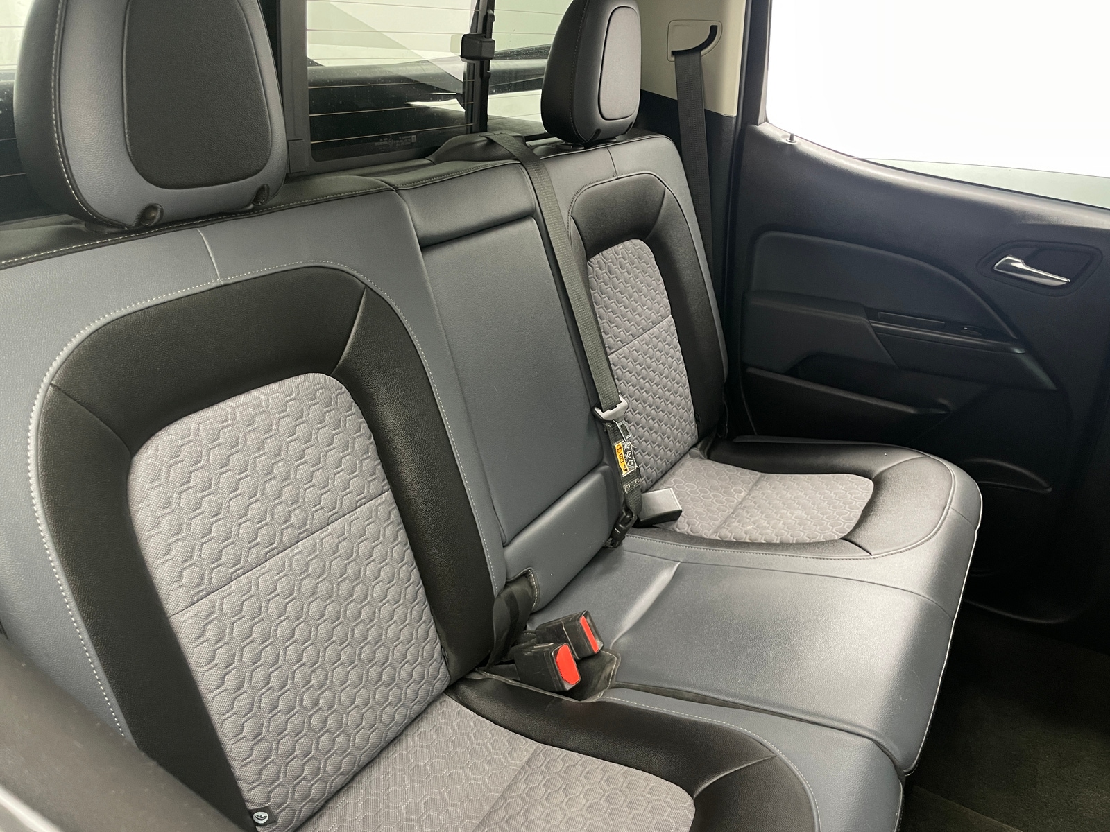 Thumbnail: 2017 Chevrolet Colorado - 6
