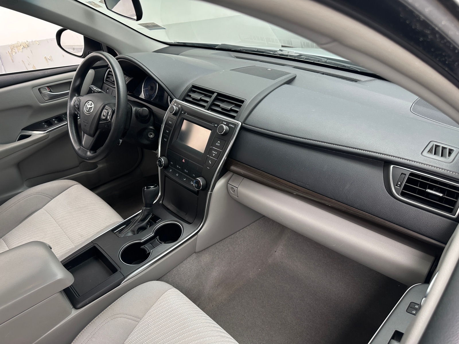 Thumbnail: 2017 Toyota Camry - 3