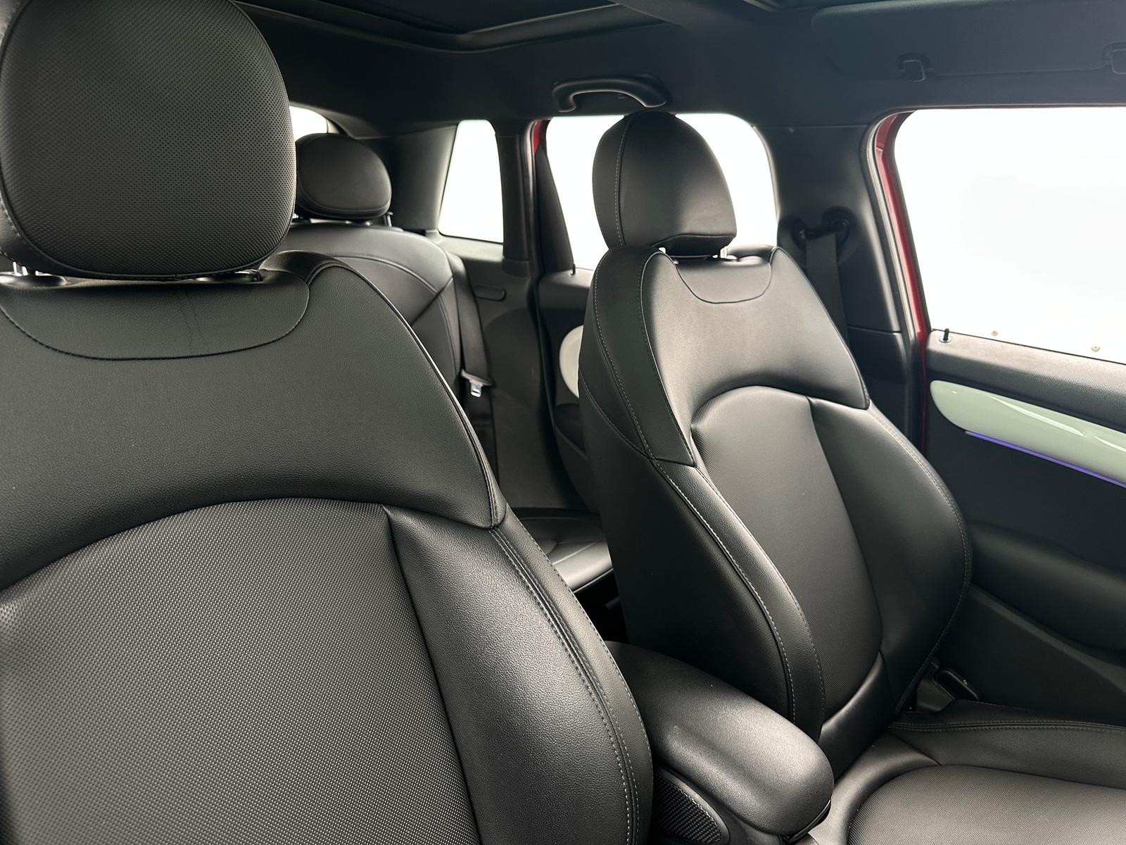 Thumbnail: 2017 MINI Cooper Hardtop - 2