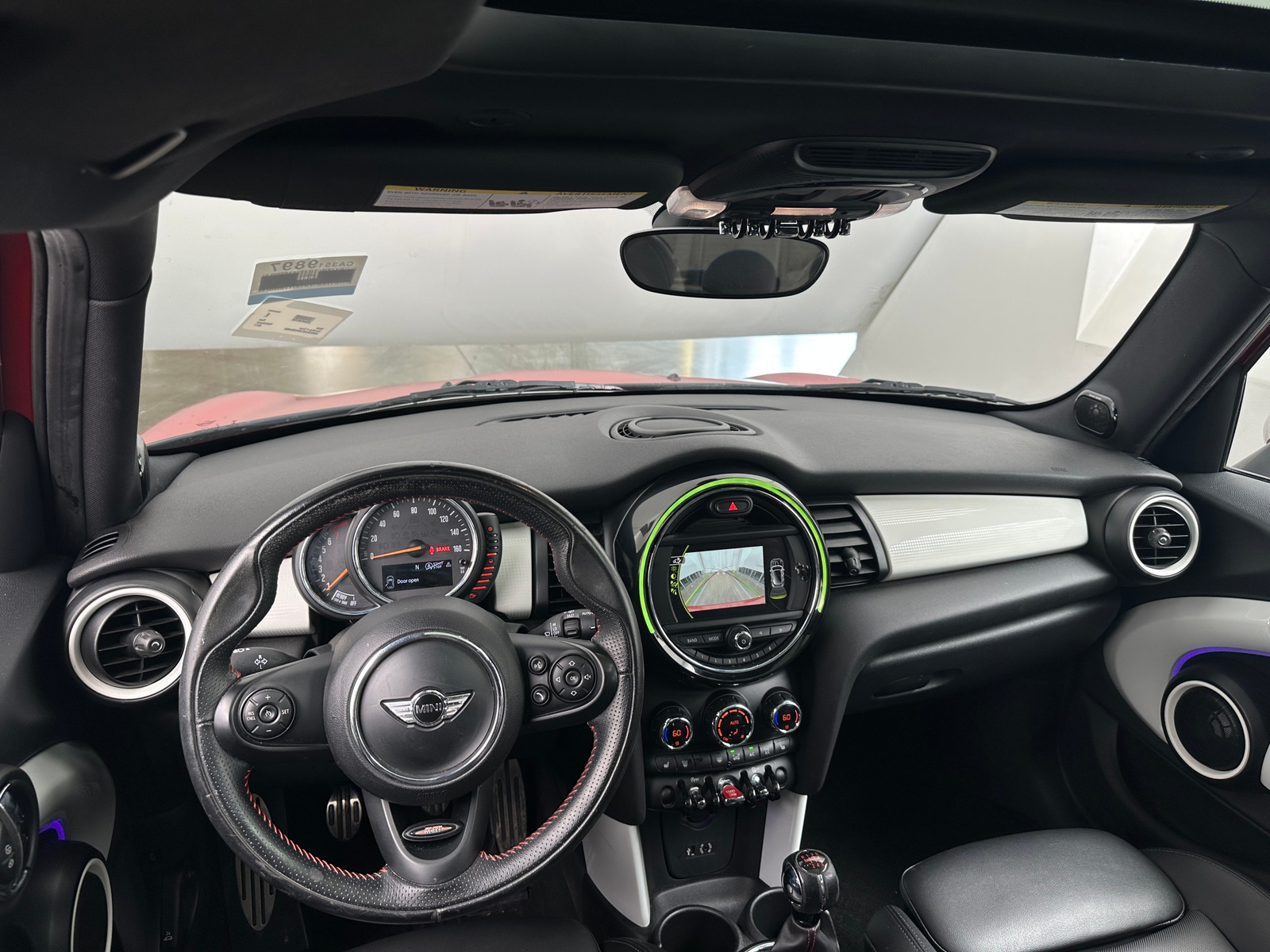 Thumbnail: 2017 MINI Cooper Hardtop - 3