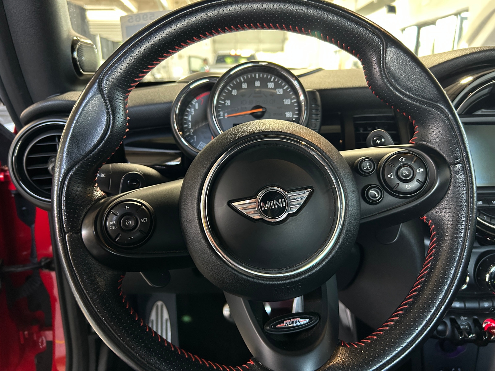 Thumbnail: 2016 MINI Cooper Convertible - 4