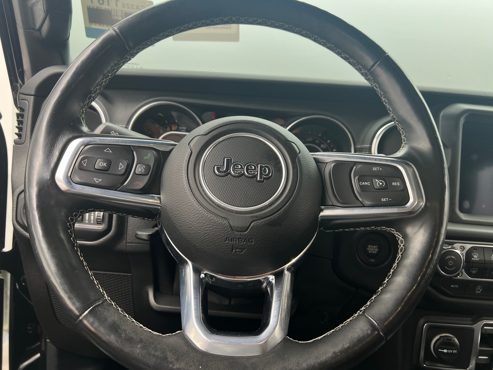 Thumbnail: 2019 Jeep Wrangler - 4