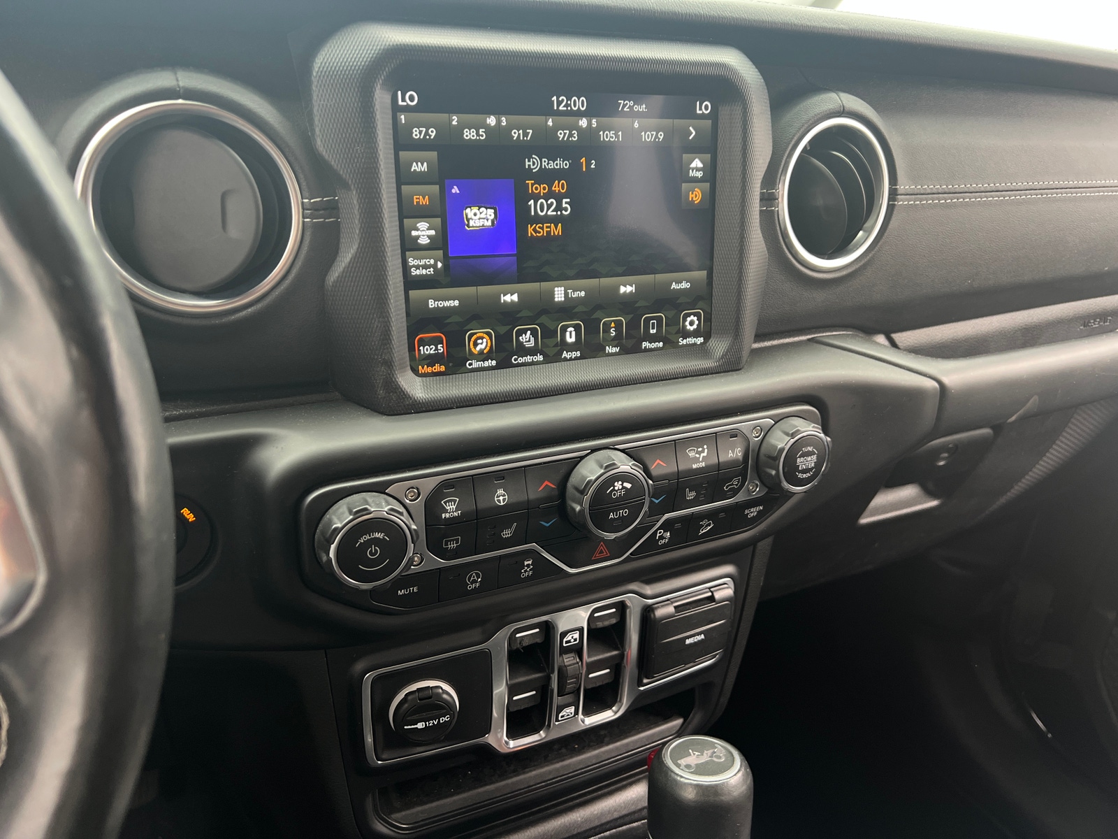 Thumbnail: 2019 Jeep Wrangler - 3
