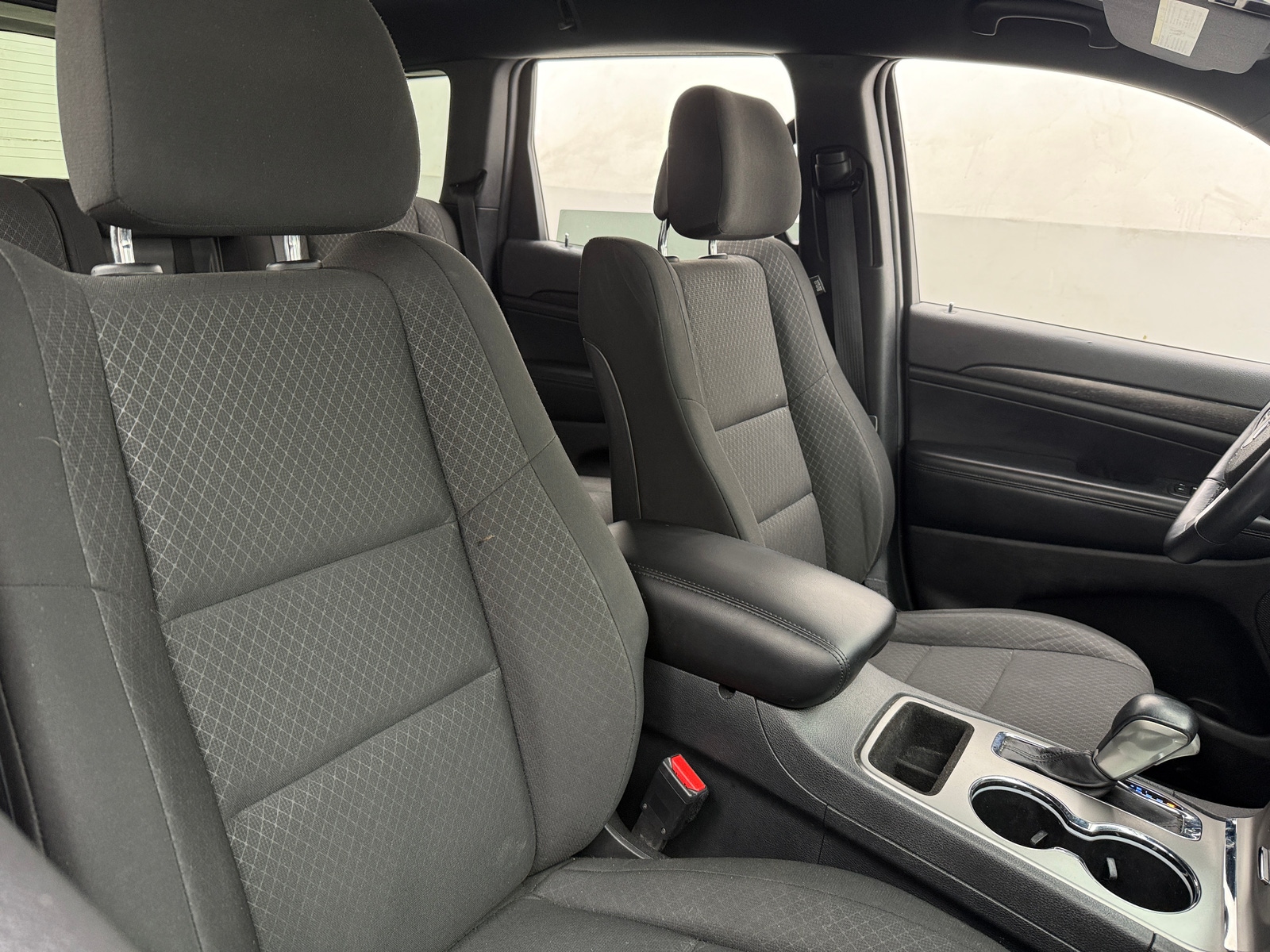 Thumbnail: 2018 Jeep Grand Cherokee - 2