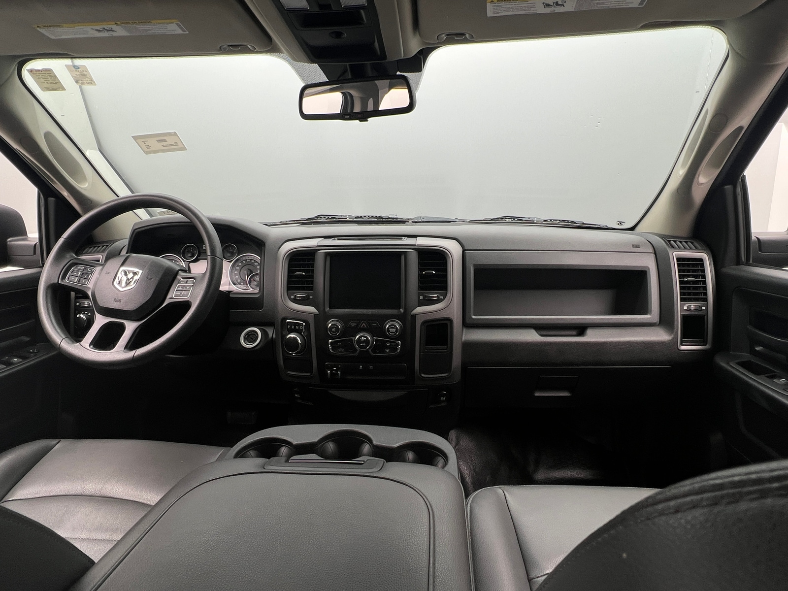 Thumbnail: 2019 RAM 1500 Classic - 2