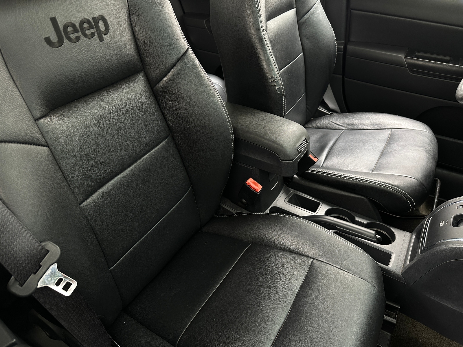 Thumbnail: 2016 Jeep Compass - 2