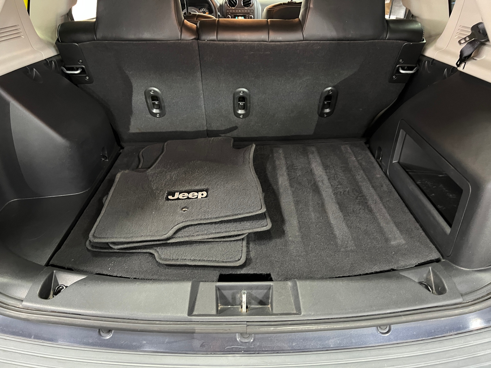 Thumbnail: 2016 Jeep Compass - 7