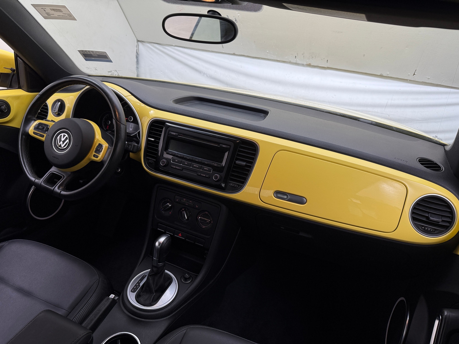 Thumbnail: 2015 Volkswagen Beetle - 2