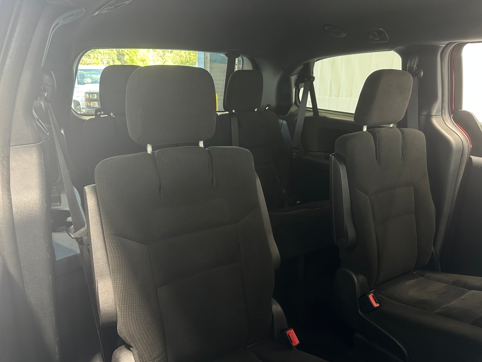 Thumbnail: 2016 Dodge Grand Caravan - 6