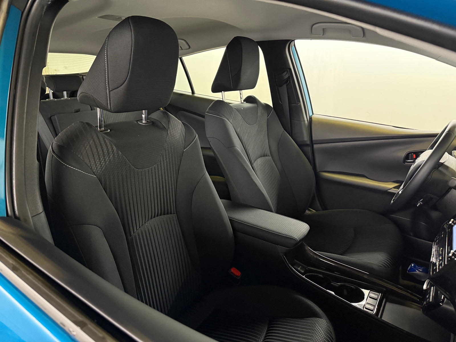 Thumbnail: 2021 Toyota Prius Prime - 2