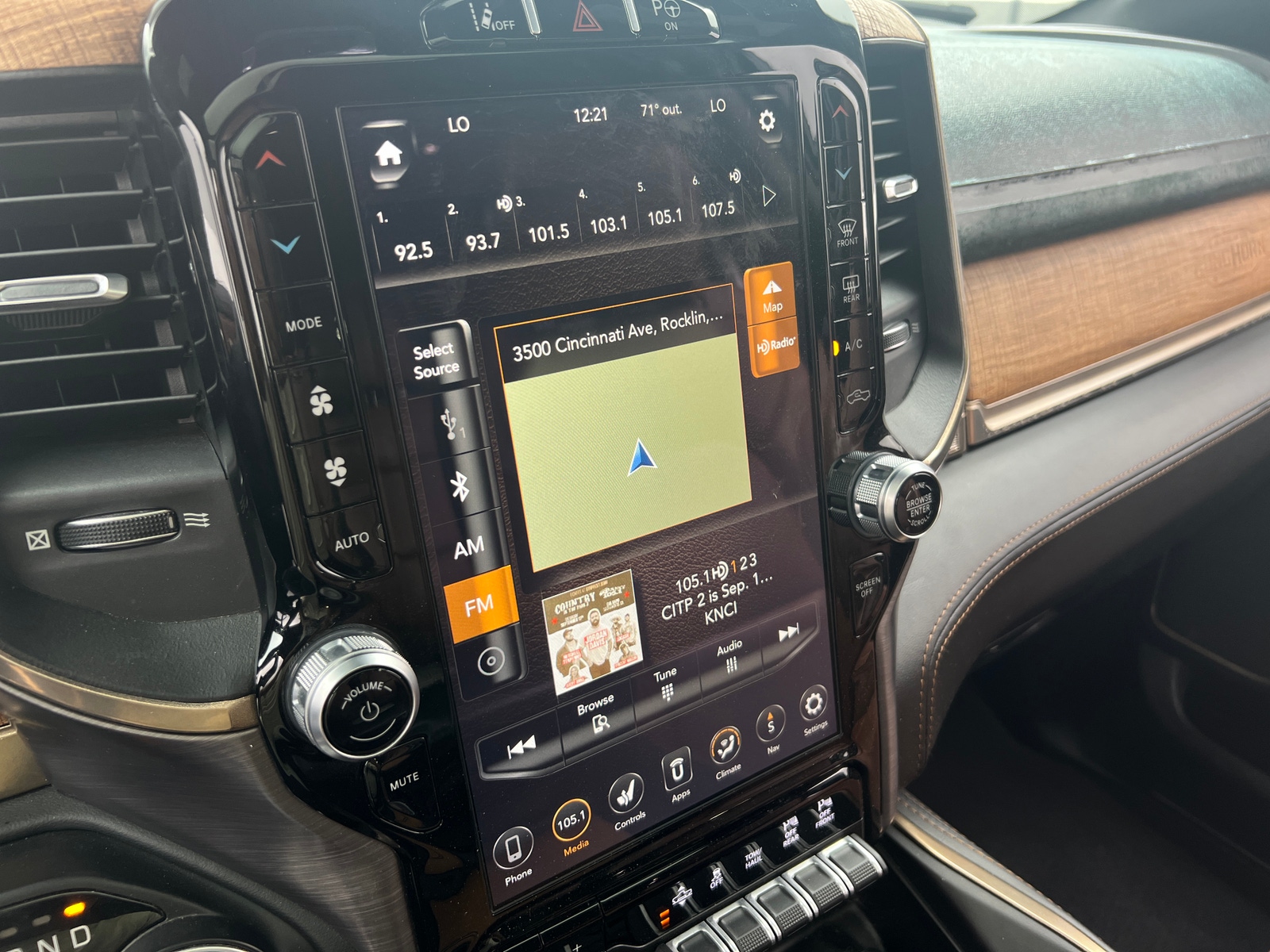 Thumbnail: 2019 RAM 1500 - 3