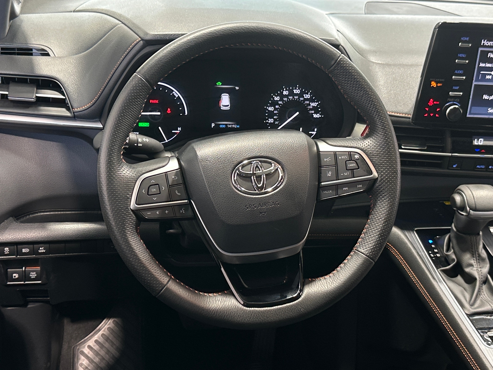 Thumbnail: 2023 Toyota Sienna - 4
