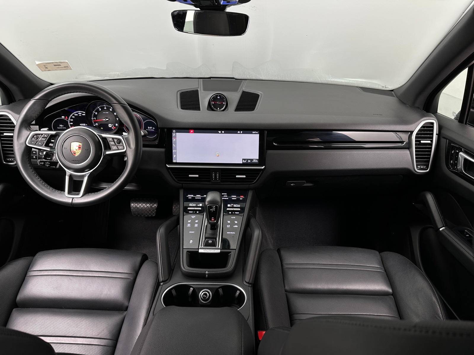 Thumbnail: 2019 Porsche Cayenne - 2